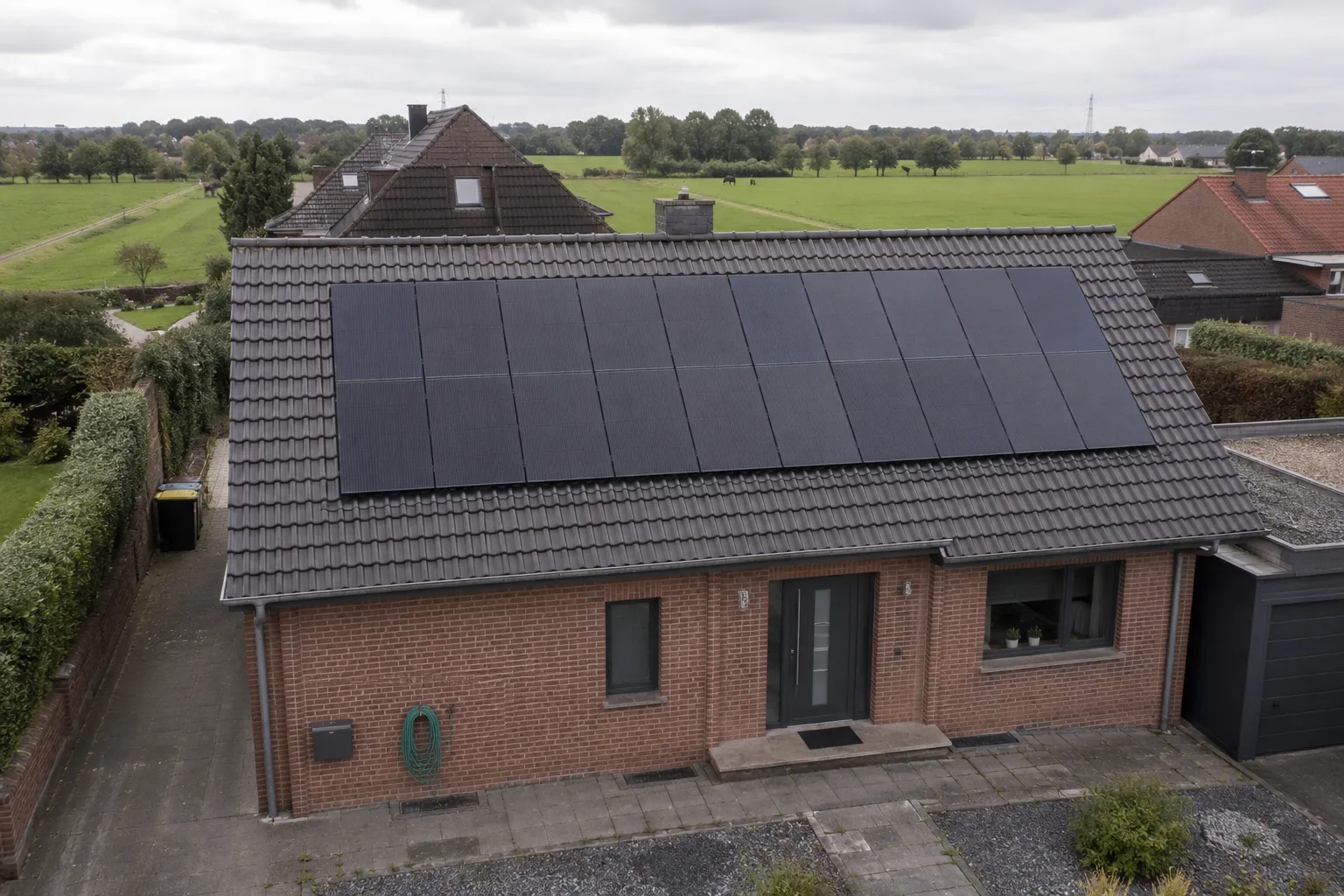 Einfamilienhaus mit Photovoltaik-Anlage in Emmerich am Rhein